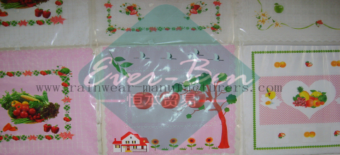 China large plastic tablecloth wholesale